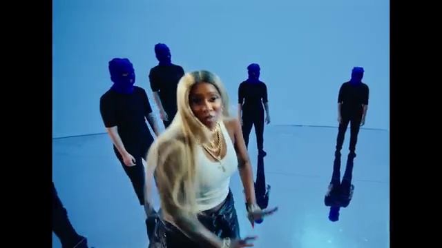 Tiwa Savage - Pick Up | Photo 3