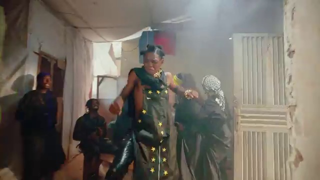 Buju BNXN - Gwagwalada ft Kizz Daniel, Seyi Vibez | Photo 4