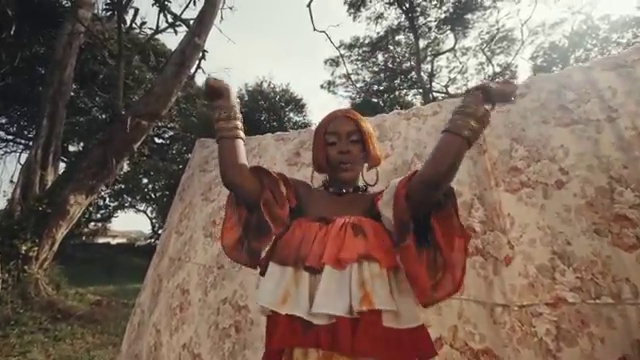 Gyakie - Rent Free | Photo 3