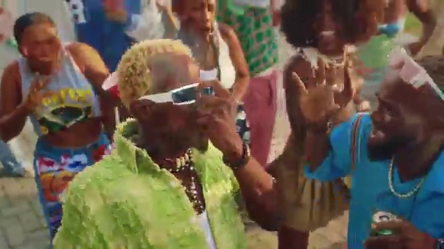 Rema - Holiday | Photo 3