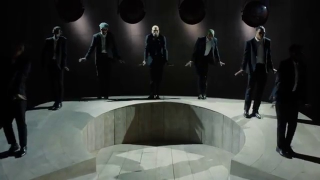 Chris Brown - Sensational ft Davido, Lojay | Photo 4