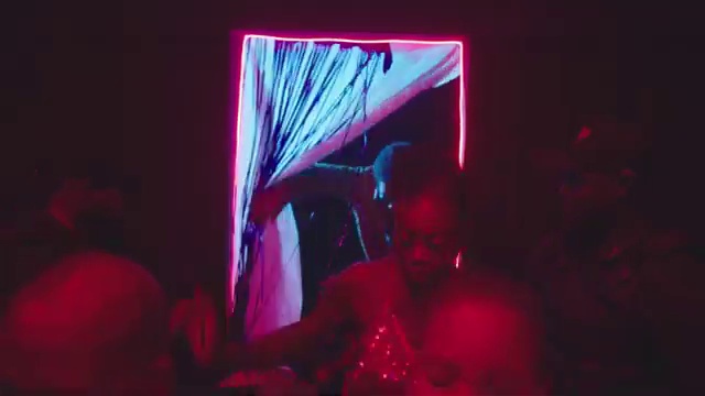 Niniola - All Eyes On Me | Photo 3
