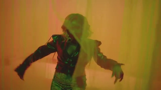 Simi - So Bad ft Joeboy | Photo 5