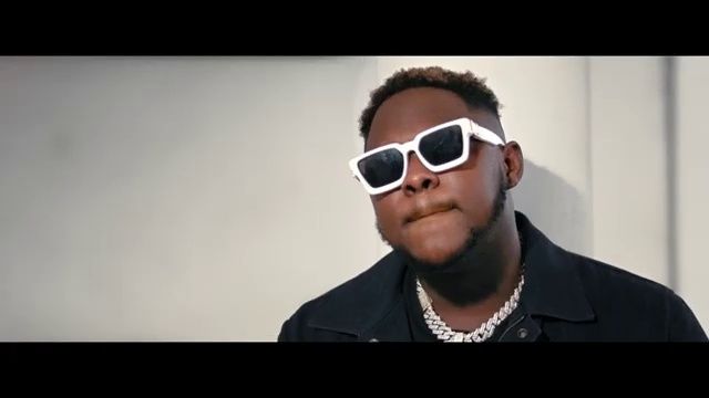 Chinko Ekun - Give Thanks ft Medikal | Photo 3
