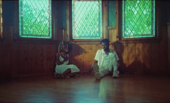 Johnny Drille - Loving Is Harder | Photo 4