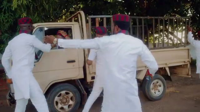 2Baba - Searching ft Bongos Ikwue