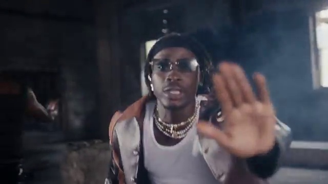 LadiPoe - Running ft Fireboy DML | Photo 4