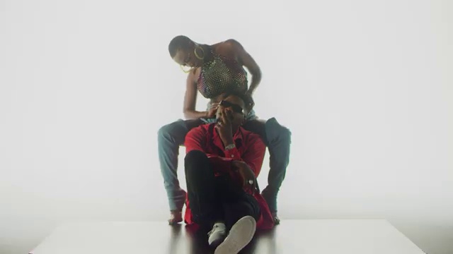 Ycee - Aunty Lovina ft Patoranking | Photo 3