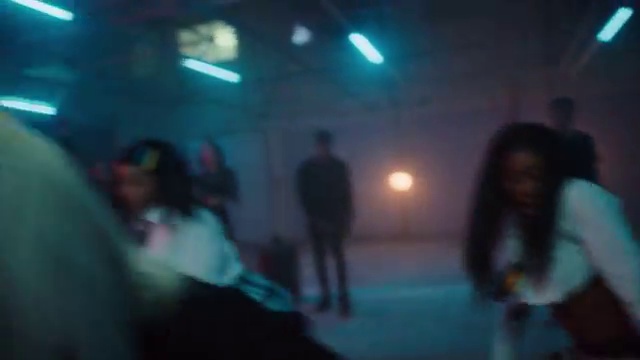 Ms Banks - Go Low | Photo 3