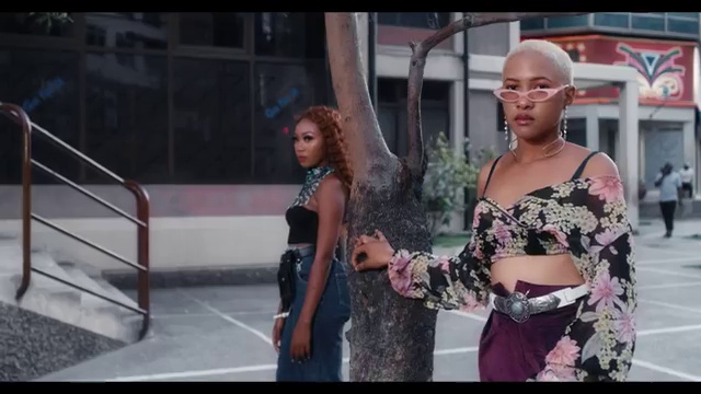 Lava Lava - Inatosha | Photo 2