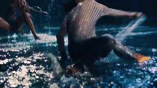Kizz Daniel - Pour Me Water | Photo 4