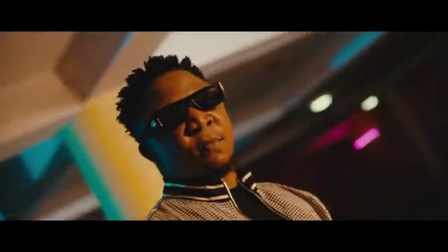 Jumabee - Seriki Kudi ft Umu Obiligbo | Photo 5