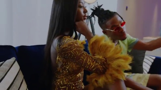 R2Bees - Fine Wine ft King Promise, Joeboy | Photo 4
